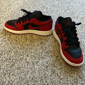 Jordan 1 Low Reverse Bred Youth 5